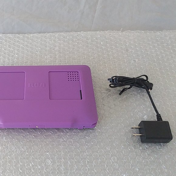 RCA Voyager Pro Tablet W/ Keyboard Case, 7" Multi-Touch Display - Purple - Picture 8 of 12